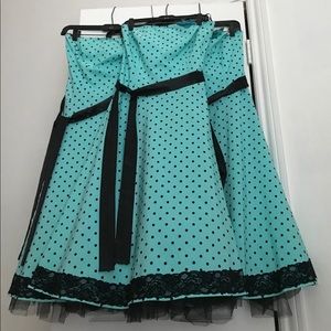 Windsor Juniors Strapless Dresses